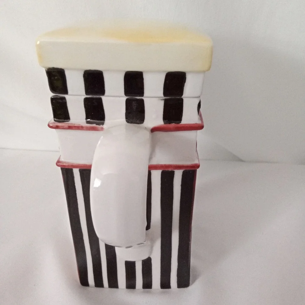 MSRF Inc whimsical ceramic